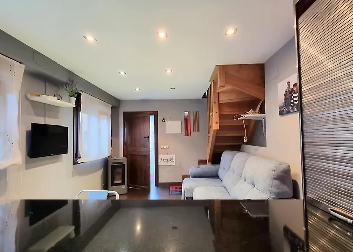 Ferienhaus La Pitufina Blue *