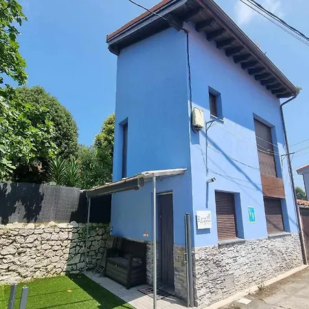 Feriehus La Pitufina Blue