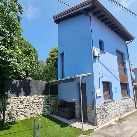 Feriehus La Pitufina Blue *