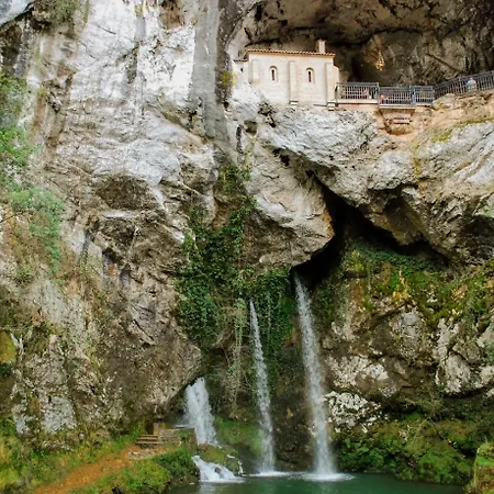 La Pitufina Blue Feriehus Andrín